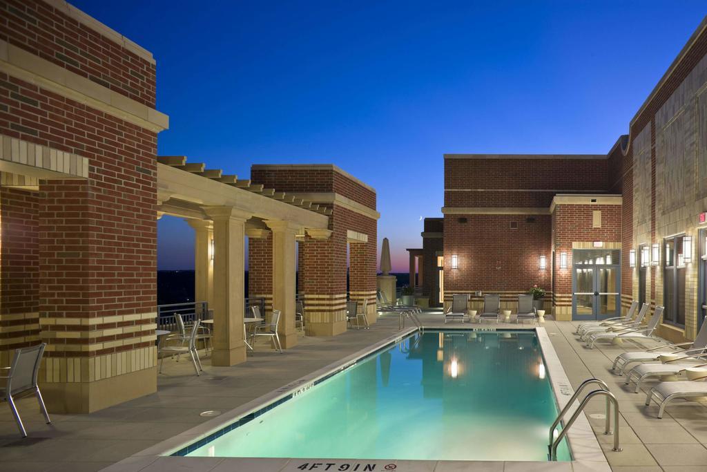 Crystal Quarters Corporate Housing At The Gramercy Arlington Dış mekan fotoğraf
